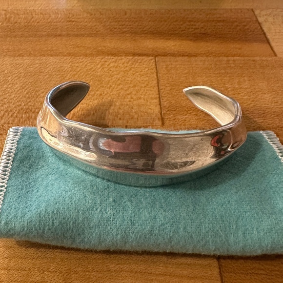 Vintage Tiffany & Co. Sterling Silver Nature Leaf Cuff Bracelet 925 - Picture 3 of 6